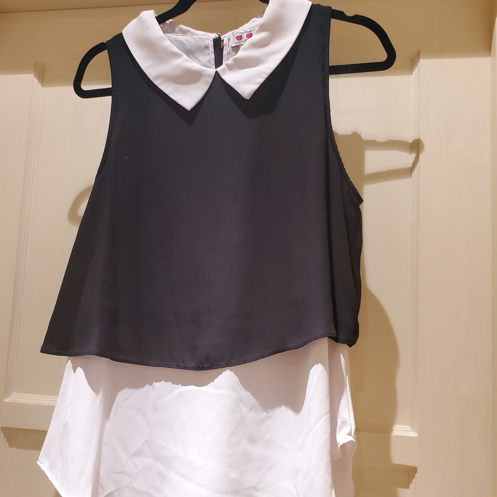 Three Pink Hearts black and white sleeveless top